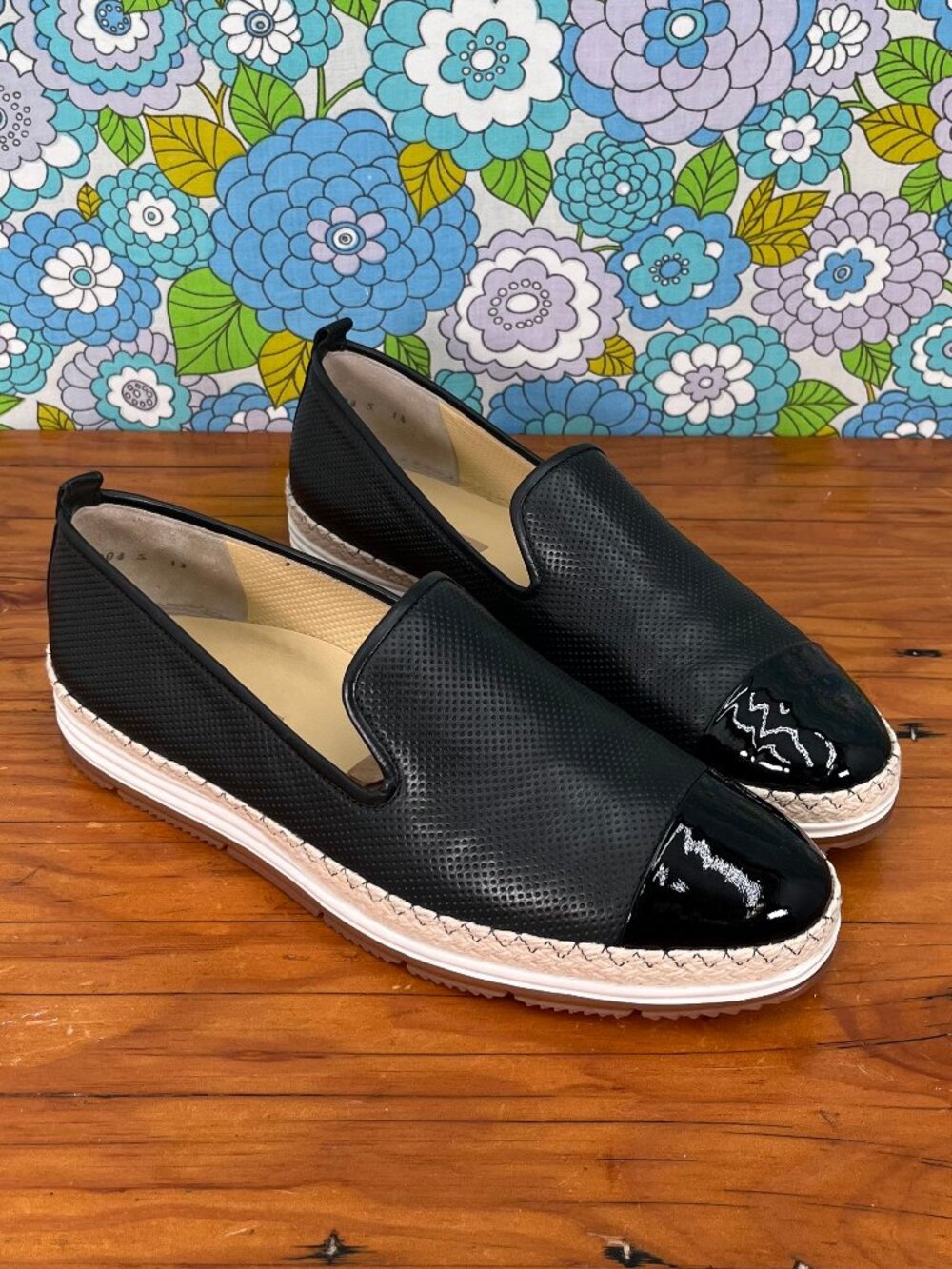 Paul green Posh Perforated Black Leather Espadrille Size: 7.5